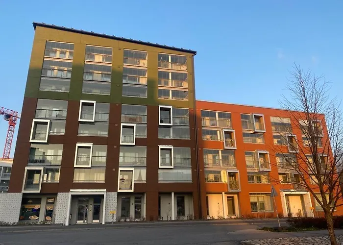 Modern One Bedroom Apartment Nearby Airport